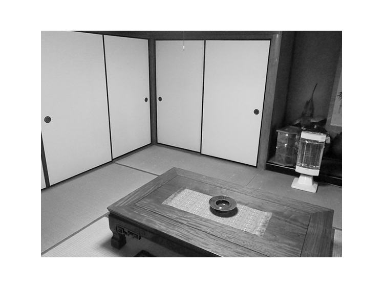 〈 Before 〉