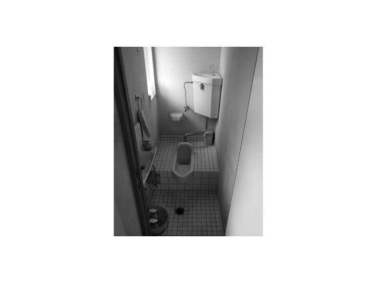 【 Before 】古い和式のトイレでした