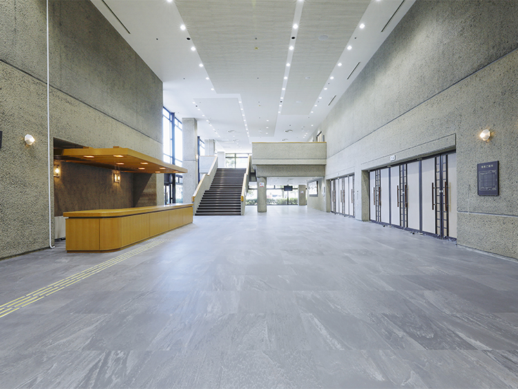 松山市総合コミュニティーセンターキャメリアホール<br />トイレほか改修主体工事